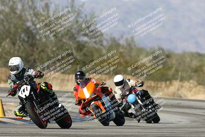 media/Dec-01-2025-Moto Forza (Mon) [[2daa91e15f]]/3-Beginner Group/Session 3 (Turn 3)/